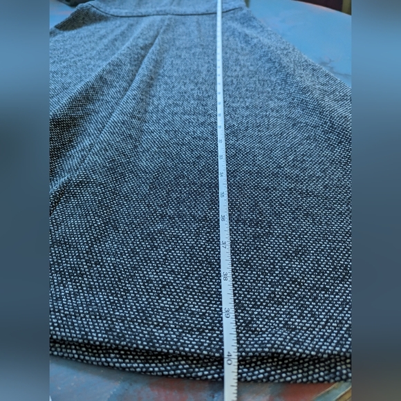 💙 H+M 💙 Classic Tweed Dress - Picture 3 of 5